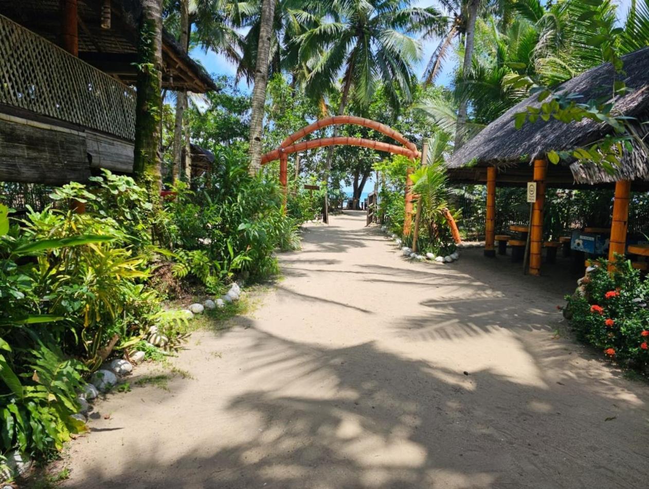 Big Bamboo Beach Resort Sipalay Esterno foto